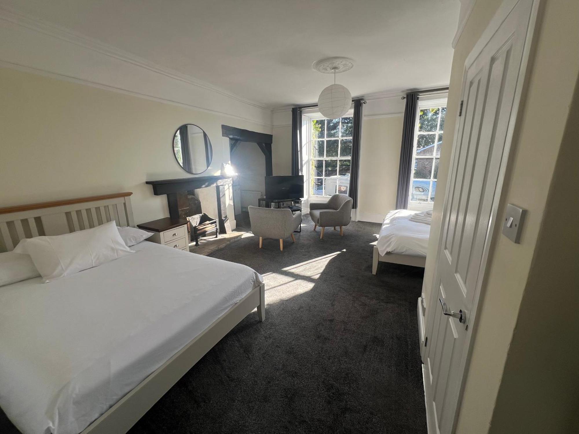 Harmondsworth Hall Екстериор снимка